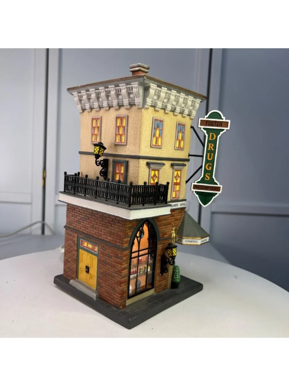 Dept 56 Foster Pharmacy Christmas in the City Lighted Building - 2000 (NO Box)